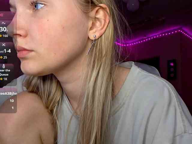 MilagroKailey webcam