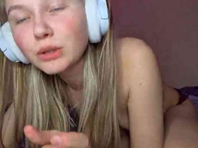 MilagroKailey webcam