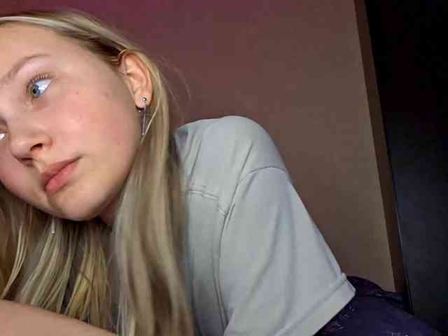 MilagroKailey webcam