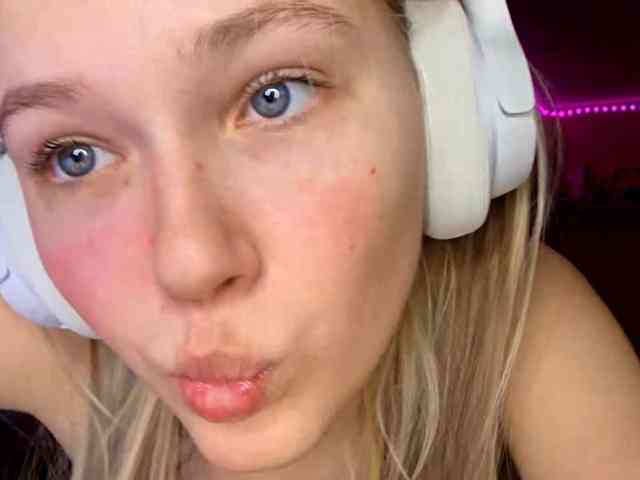 MilagroKailey webcam