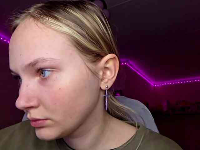 MilagroKailey webcam