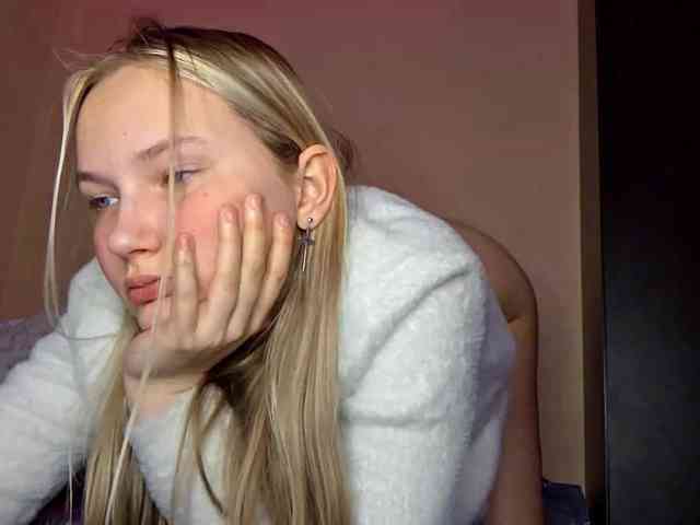 MilagroKailey webcam