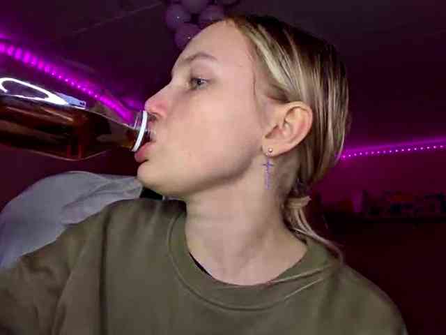 MilagroKailey webcam