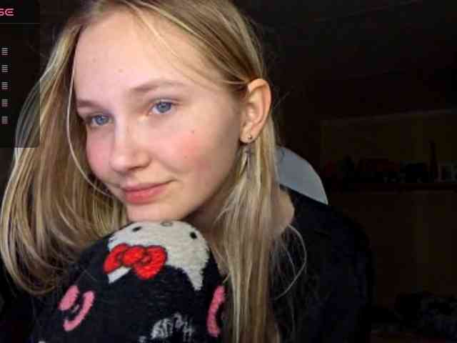 MilagroKailey webcam