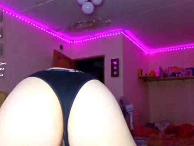 MilagroKailey webcam