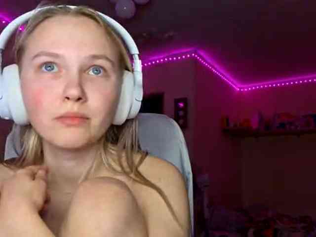 MilagroKailey webcam