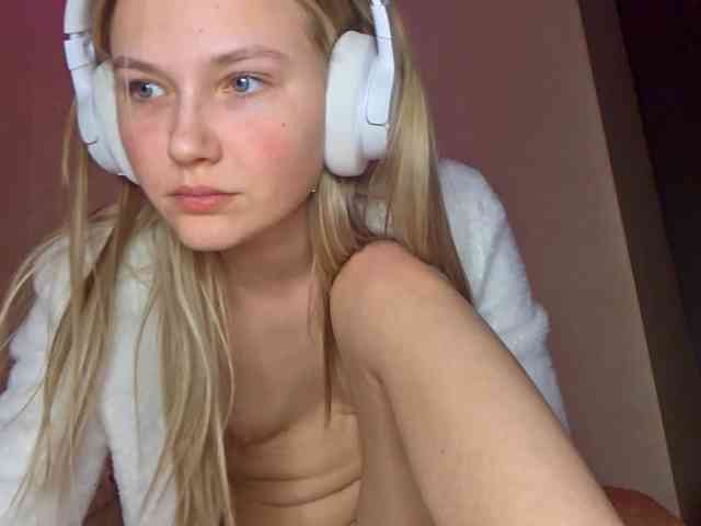 MilagroKailey webcam