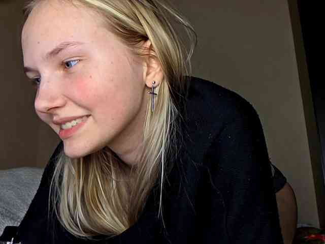 MilagroKailey webcam