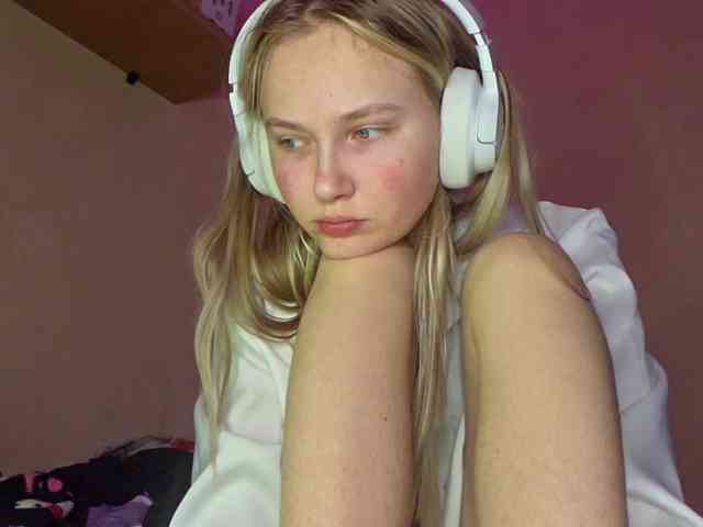 MilagroKailey webcam