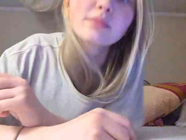 MilagroKailey webcam