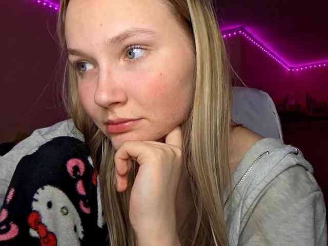 MilagroKailey webcam