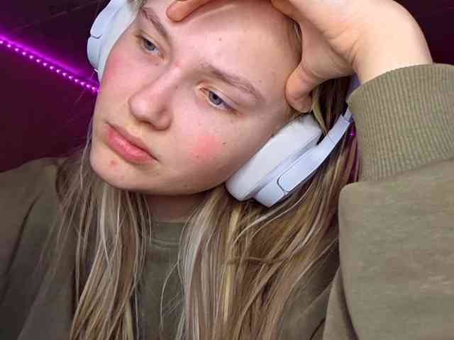 MilagroKailey webcam