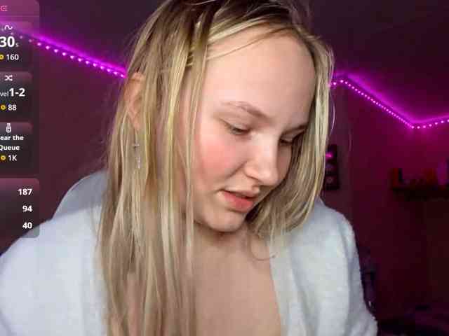 MilagroKailey webcam