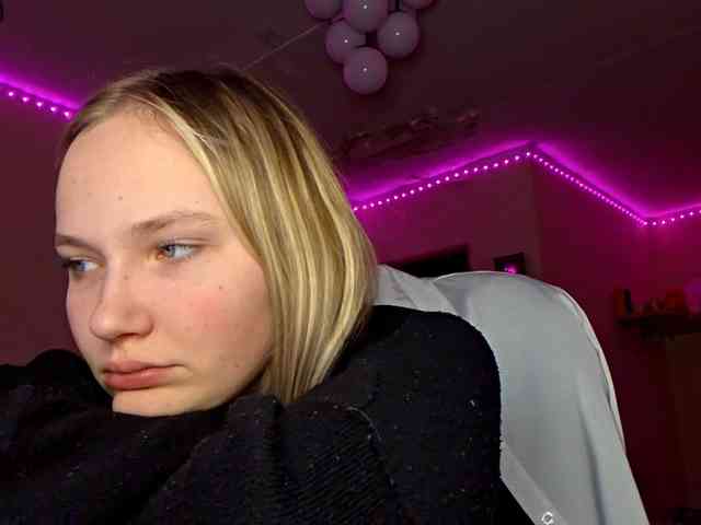 MilagroKailey webcam