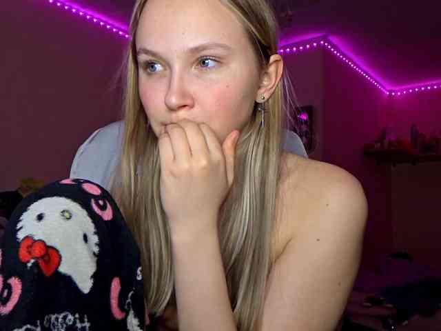 MilagroKailey webcam