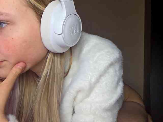 MilagroKailey webcam