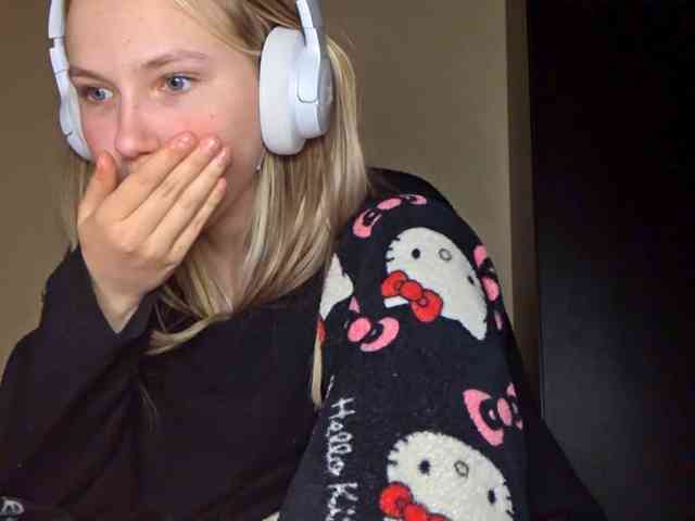 MilagroKailey webcam