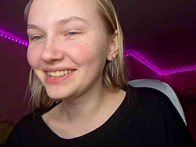 MilagroKailey webcam