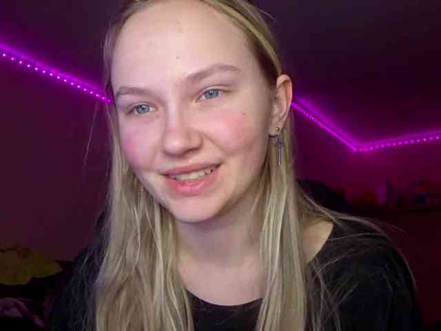 MilagroKailey webcam