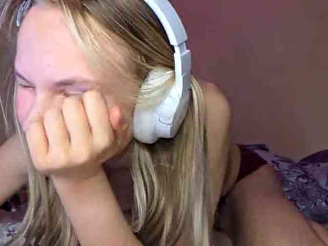 MilagroKailey webcam