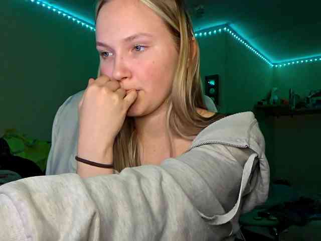 MilagroKailey webcam