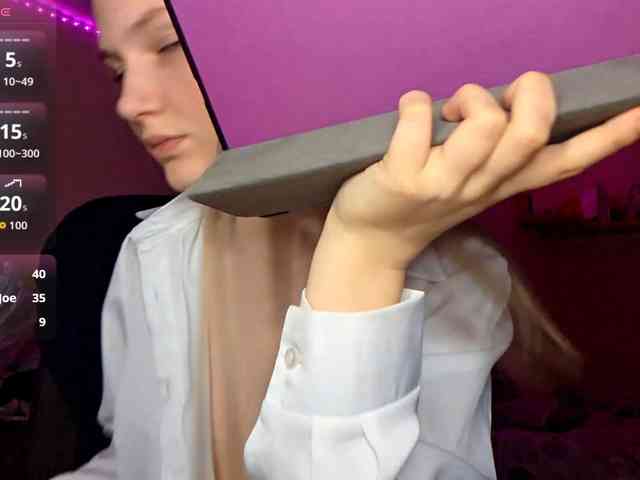 MilagroKailey webcam