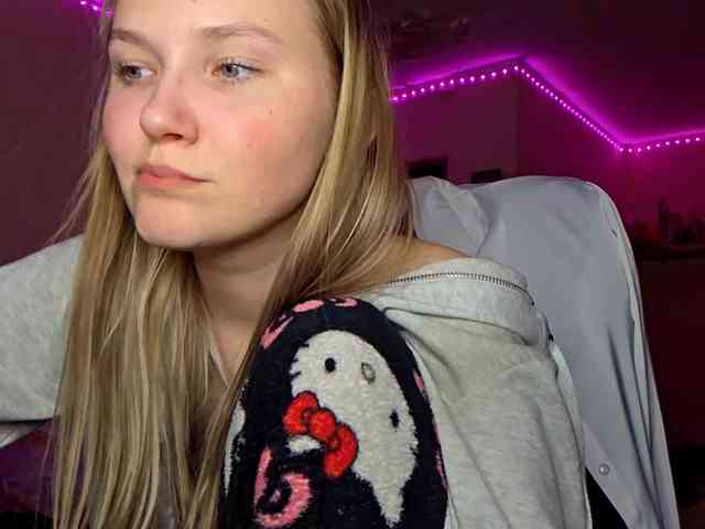 MilagroKailey webcam