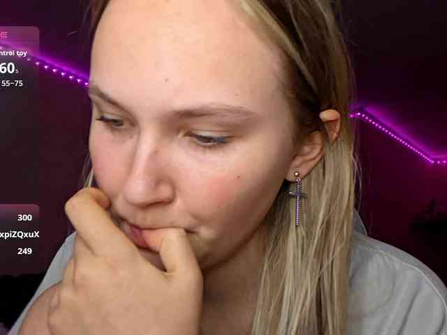 MilagroKailey webcam