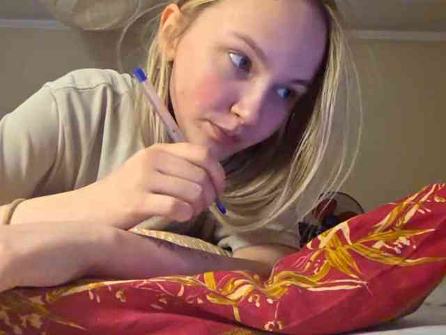 MilagroKailey webcam