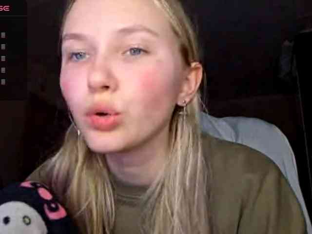 MilagroKailey webcam