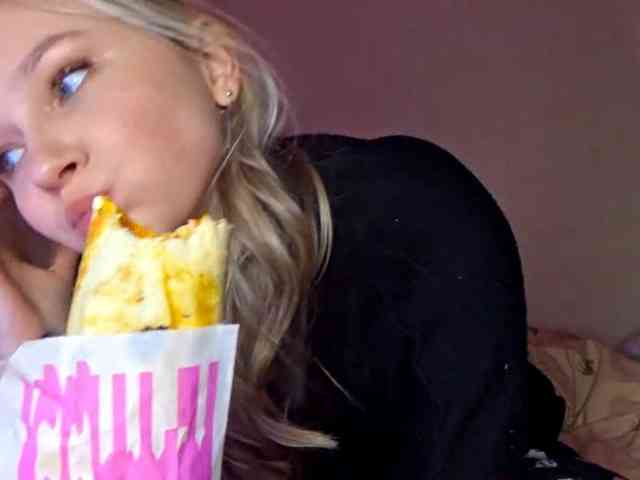 MilagroKailey webcam