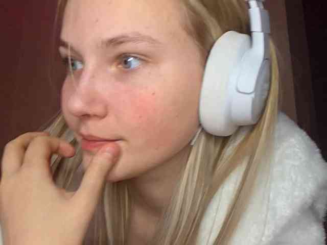 MilagroKailey webcam