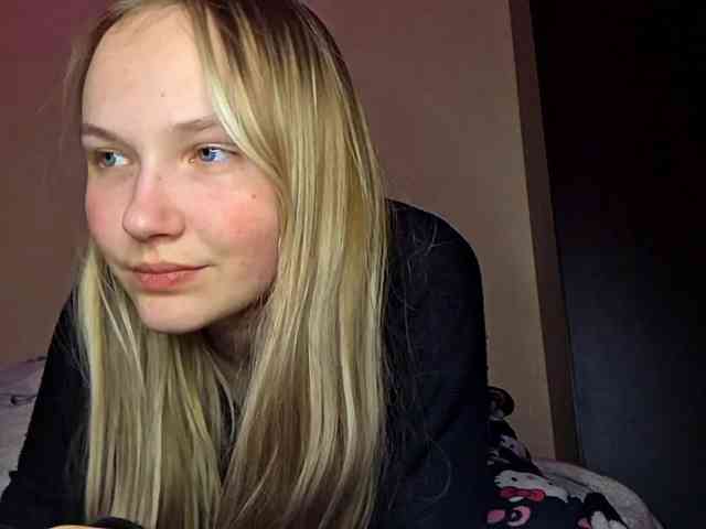 MilagroKailey webcam