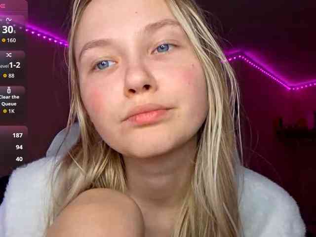 MilagroKailey webcam