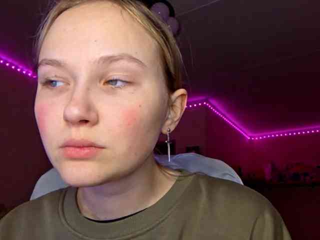 MilagroKailey webcam