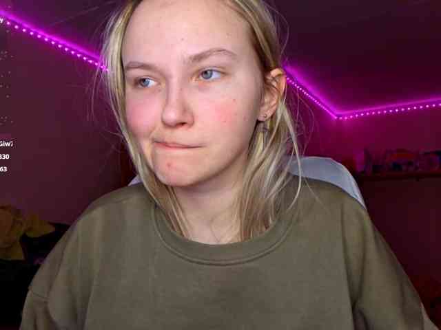 MilagroKailey webcam