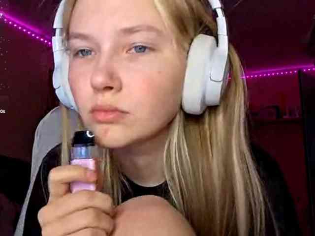 MilagroKailey webcam