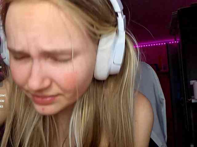 MilagroKailey webcam