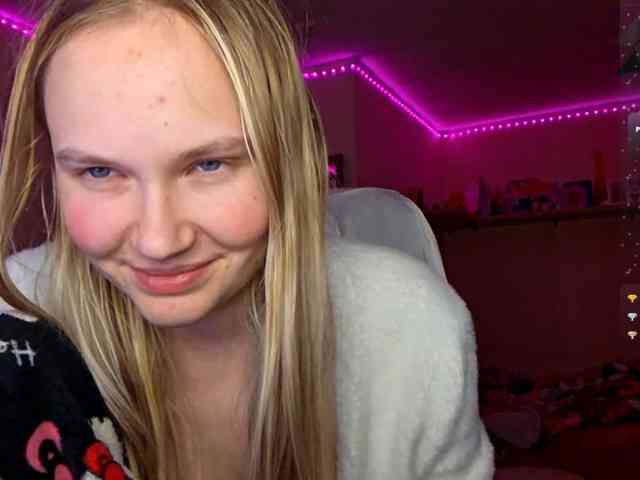 MilagroKailey webcam