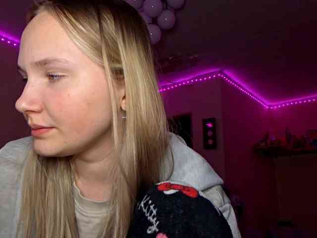 MilagroKailey webcam