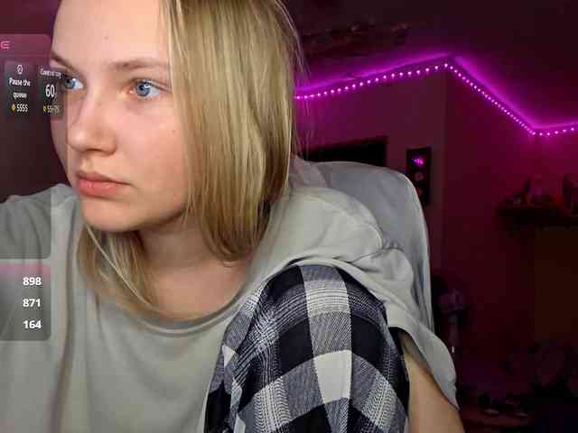 MilagroKailey webcam