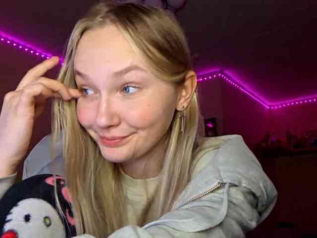 MilagroKailey webcam