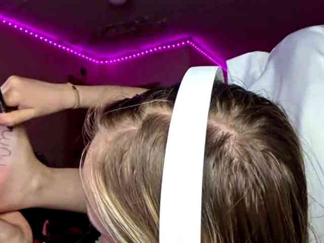 MilagroKailey webcam