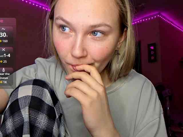 MilagroKailey webcam