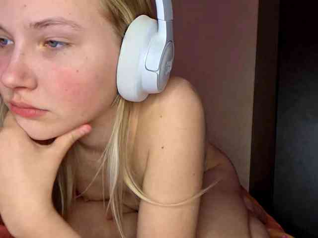 MilagroKailey webcam