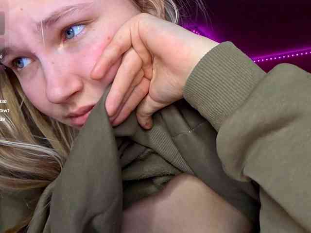 MilagroKailey webcam