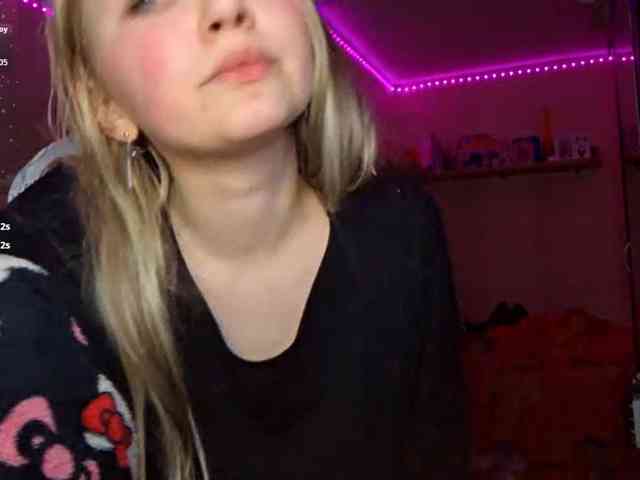 MilagroKailey webcam