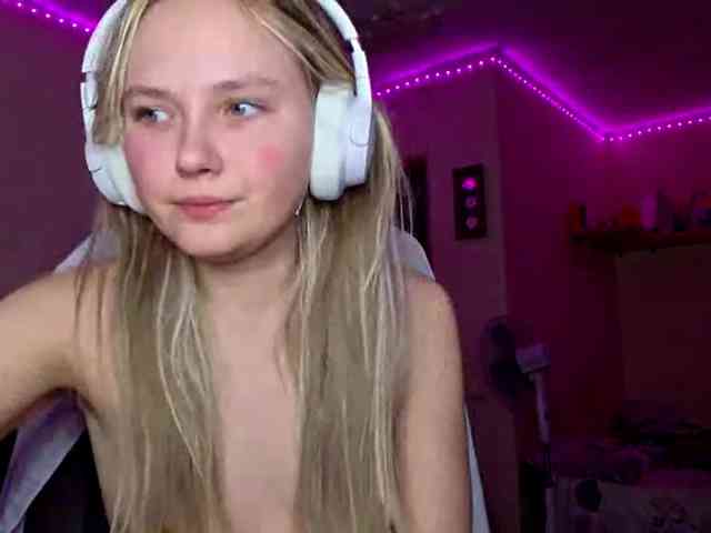 MilagroKailey webcam