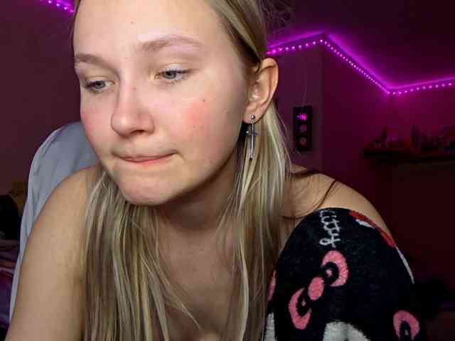 MilagroKailey webcam