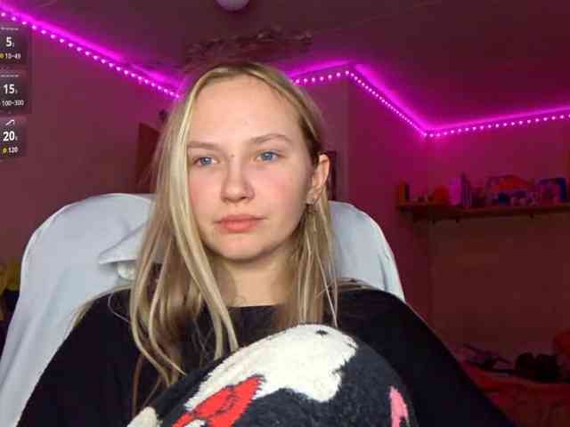 online webcam MilagroKailey